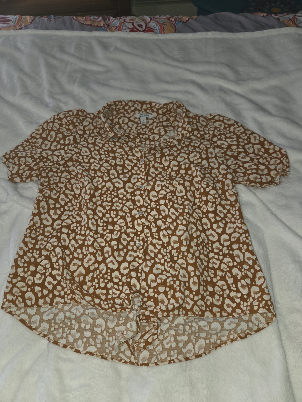 Nine West Men's Tan and Cream Animal Print Button-Down Shirt